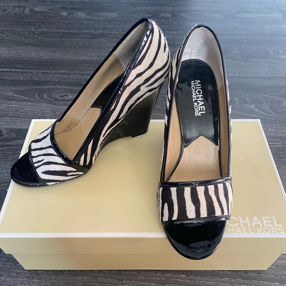 Michael Kors Zebra and Patent Wedge size 6